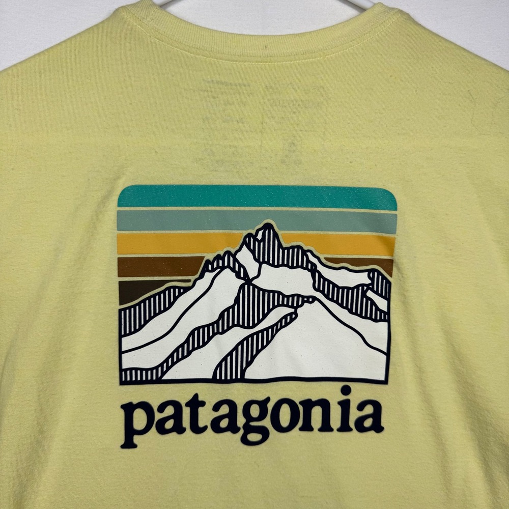 Patagonia Responsibili-Tee Small Yellow Pocket‎ T-Shirt Mountain Graphic Stain